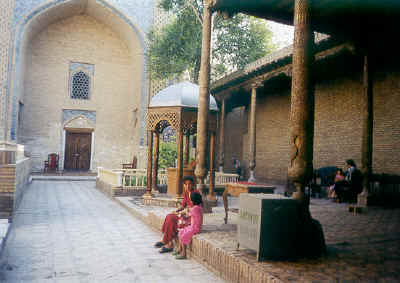 15khiva.jpg (65842 byte)