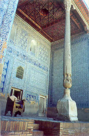 2khiva.jpg (100675 byte)